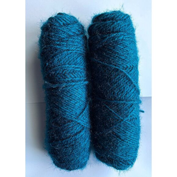 Squirrel Yarn, Very Soft and Fluffy, Polyester, Peacock Blue, Lot of 2 - Picture 1 of 1